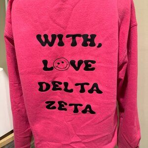 Pink bubblegum crewneck Delta Zeta sweatshirt adult medium